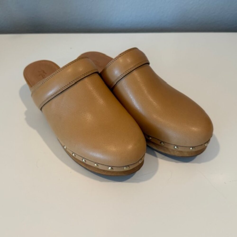 Madewell The Cecily Clog in Oiled Leather Dried Straw 7.0 - Worn once